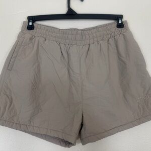 Sacré Alyssa Quilted Wave Shorts - Taupe/Beige - Size Large